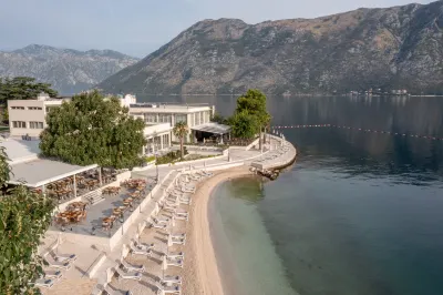 Hyatt Regency Kotor Bay Resort Hotele w: 