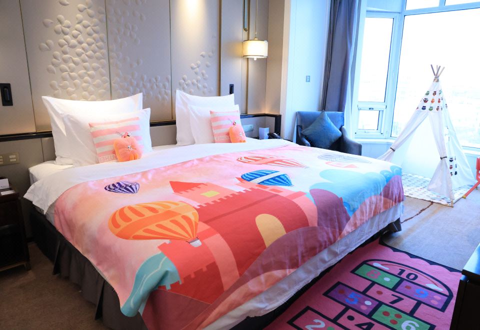 家庭亲子特大床房