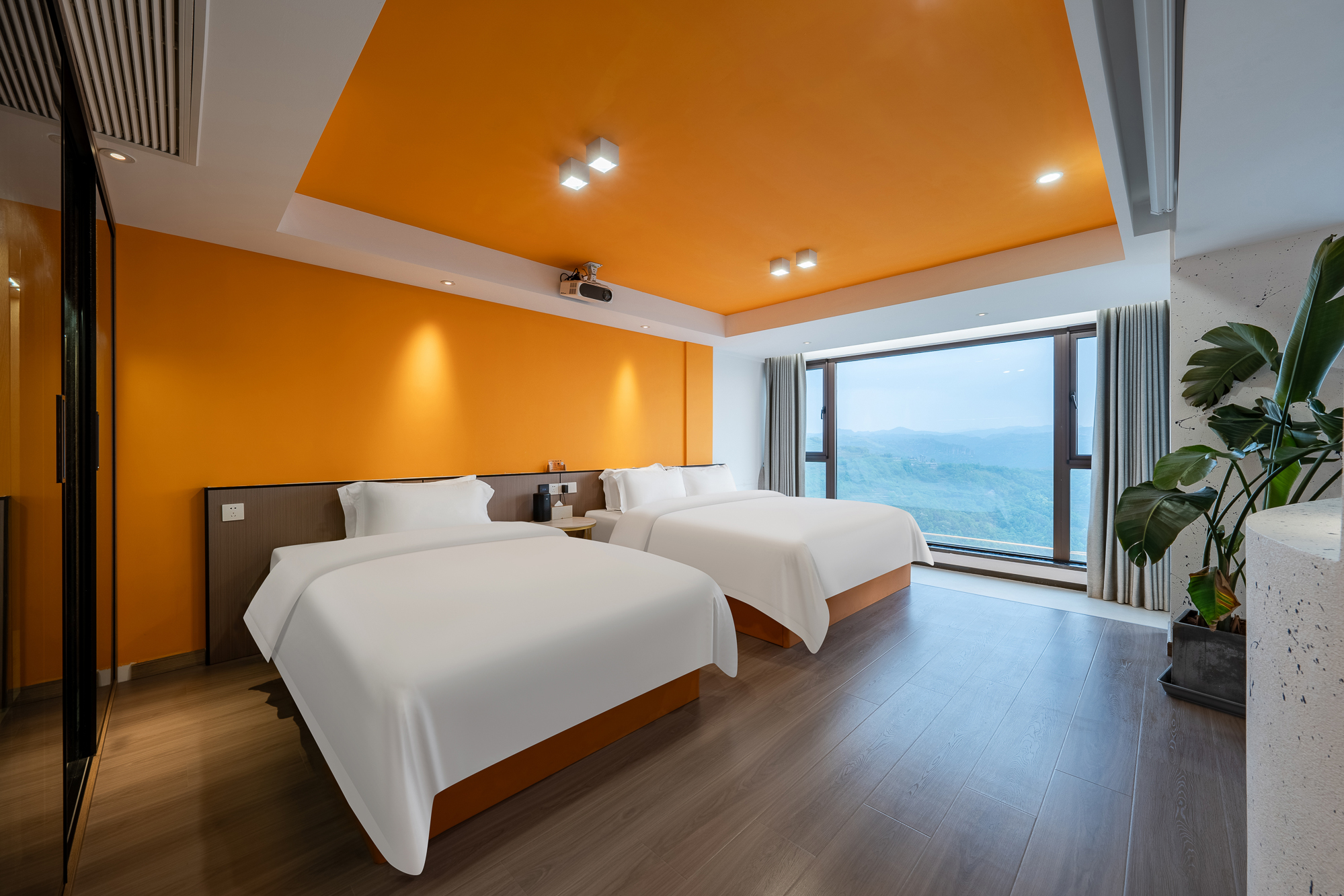 观山·十九山大平层家庭套房