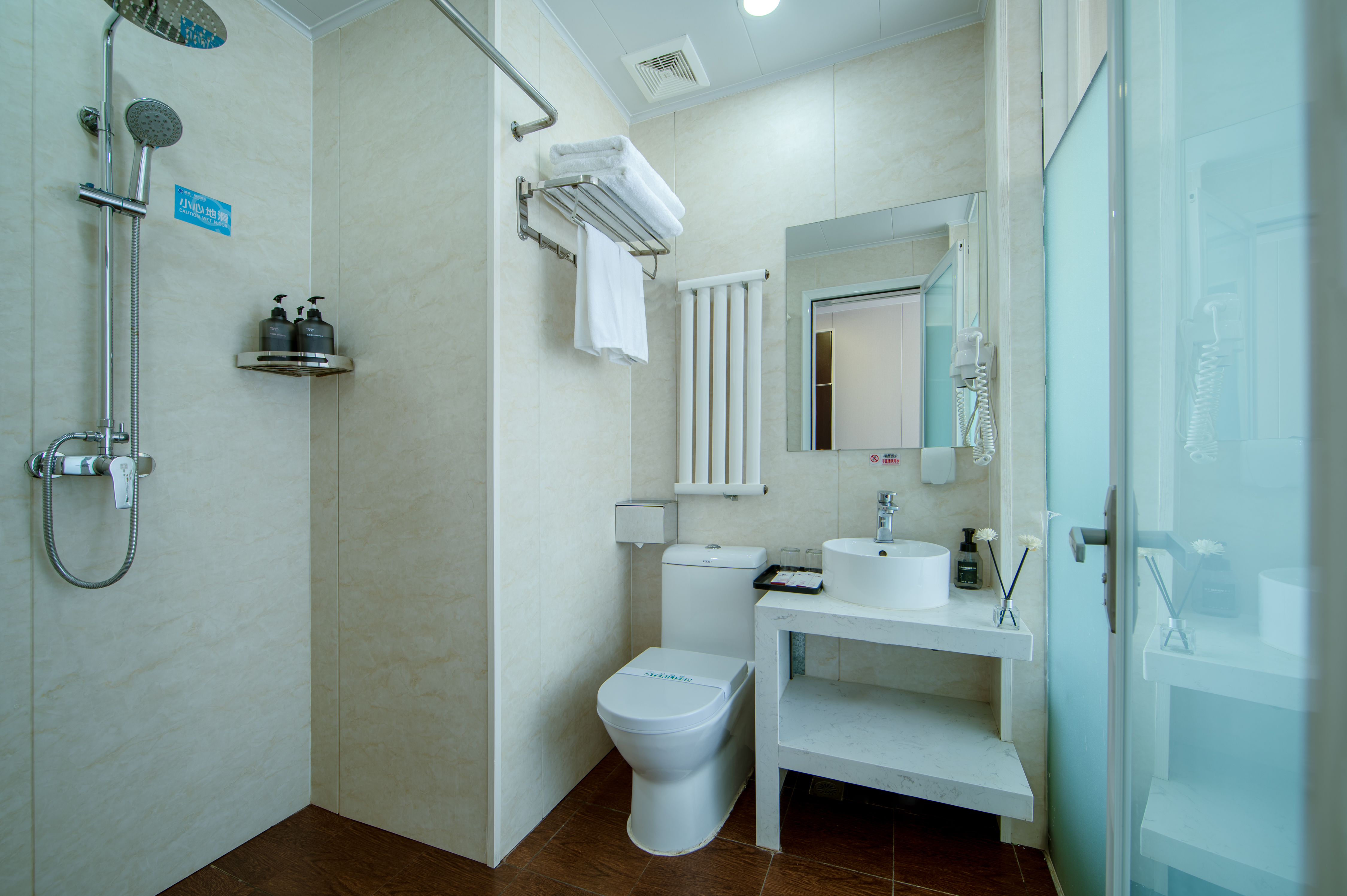 阳光雅致大床房「舒适好眠」