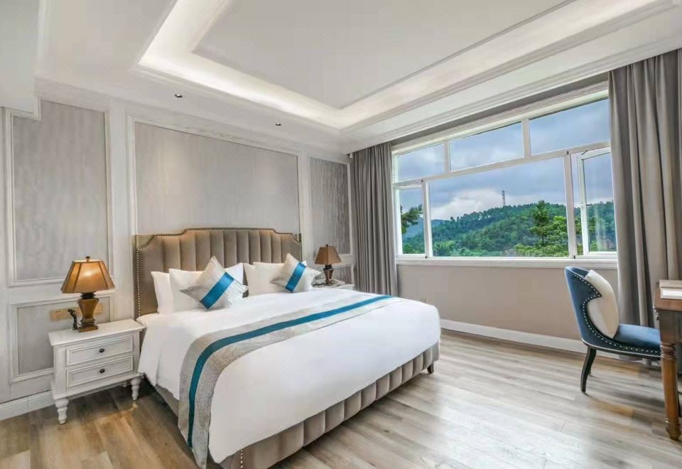 西区-高级大床房