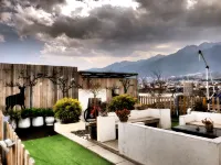 Mr. Lu · Comfortable · European Vintage · Light Luxury Homestay (Dali Ancient City Erhai Lake)