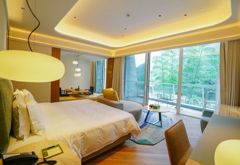 Premier Room (Double Bed)