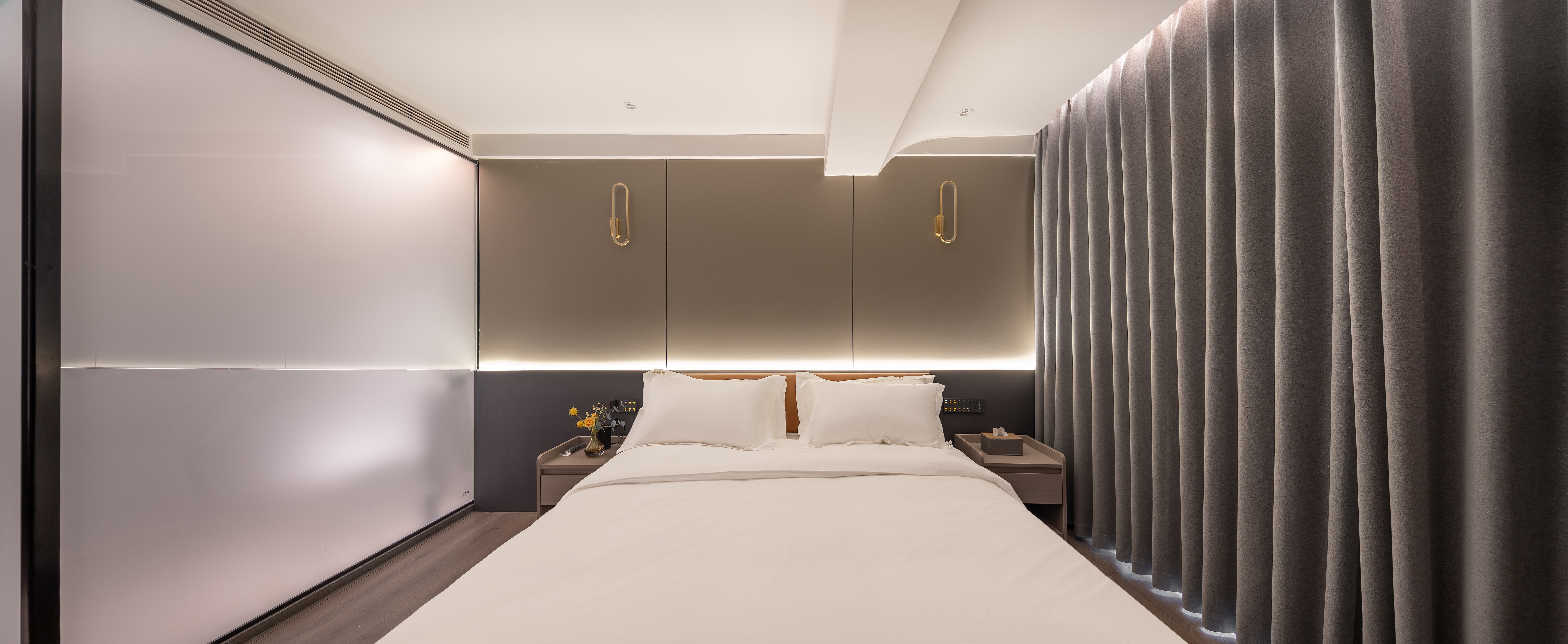 星都豪华大床房-智能投屏+小度智控+品质床垫+防蚊纱窗