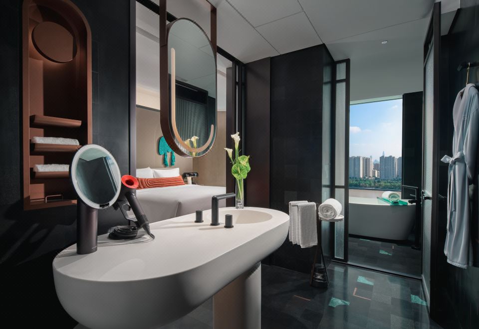 精品房（超大床+江景）