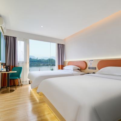 景觀雙床房（動人夜景+舒適好眠+公區洗衣烘乾房） 格林聯盟酒店（深圳會展中心福田口岸店）優惠