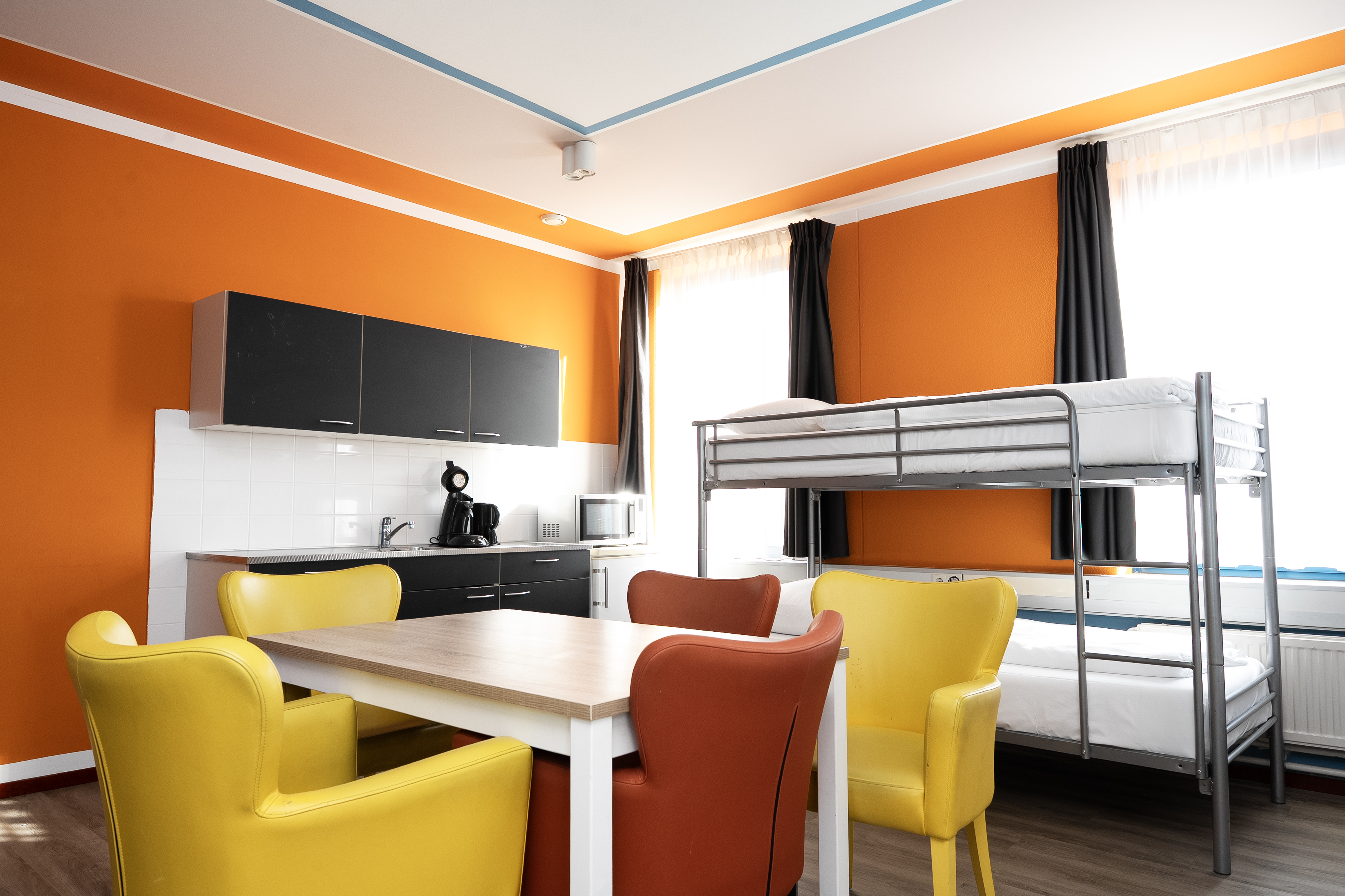 8人经济一室房（带外部私人浴室）