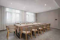 Yaning Hotel (Teng County Xunjiang Park)