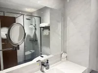 Zhongchun Yaju Hotel (Dingzhou Ancient City Wanda Plaza)