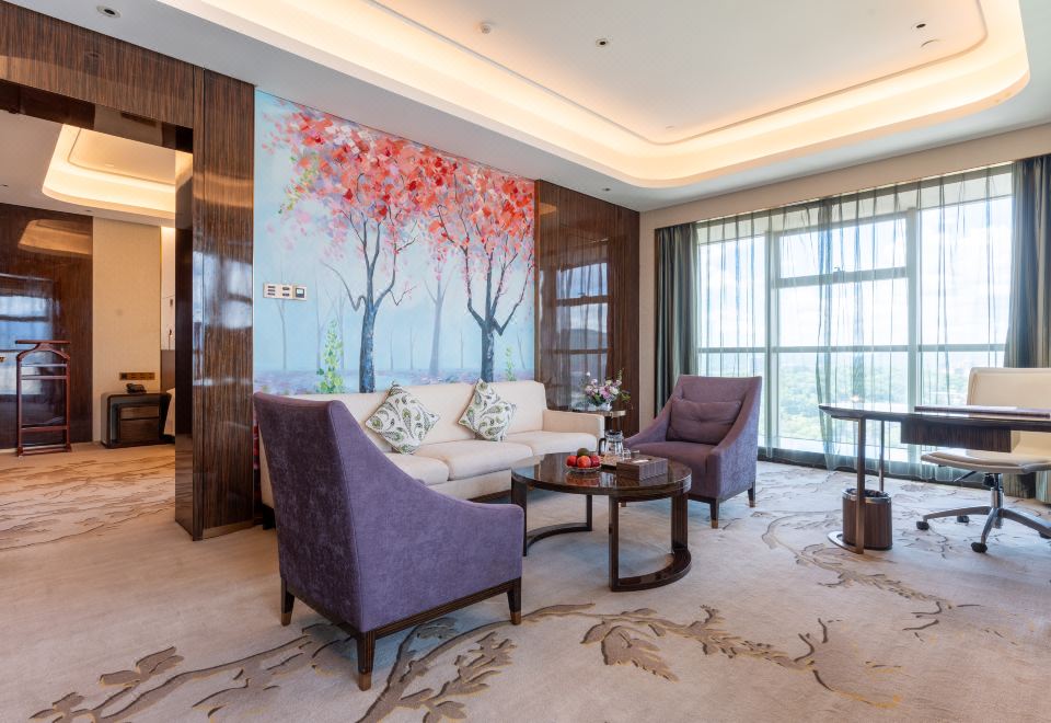Royale Tower Hotel ChenzhouDeluxe Suite