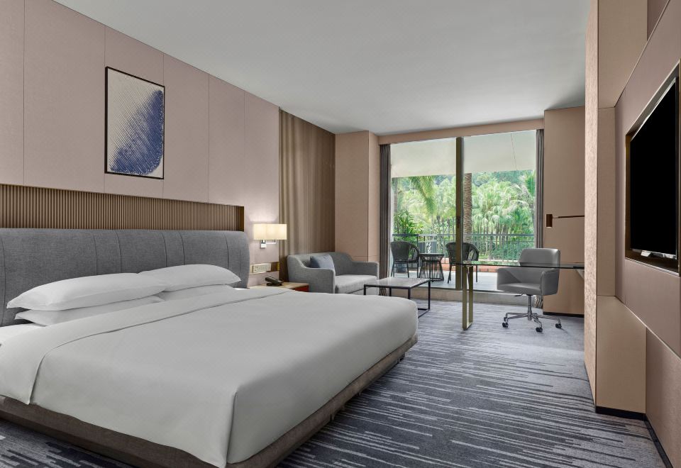 Dongguan Marriott HotelExecutive King Room,Mountain View