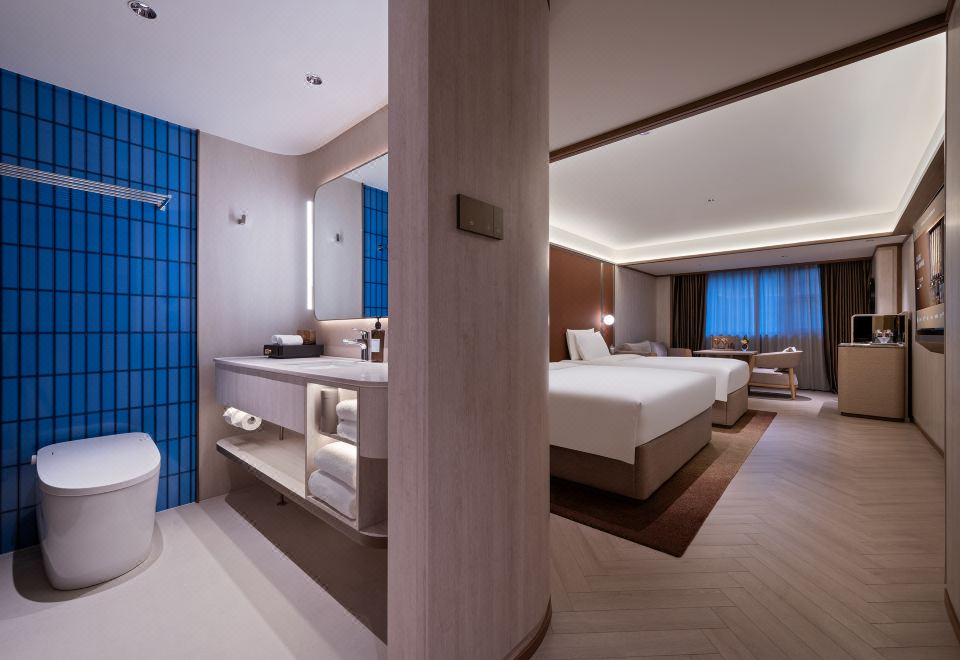 豪华家庭房（阳光满屋、65寸可投屏电视）