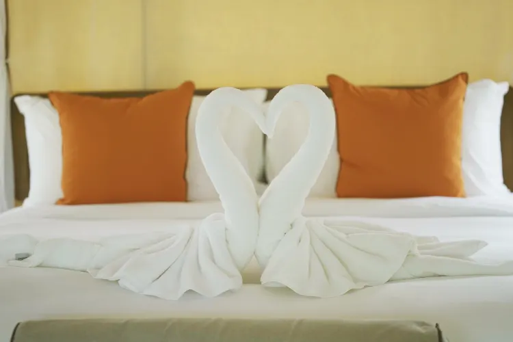 Creek View Safari Tent - Twin Bed