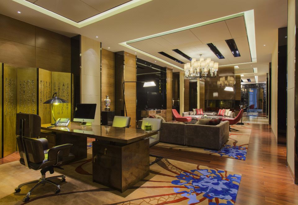 Crowne Plaza Tianjin MeijiangnanEmbassy Suite