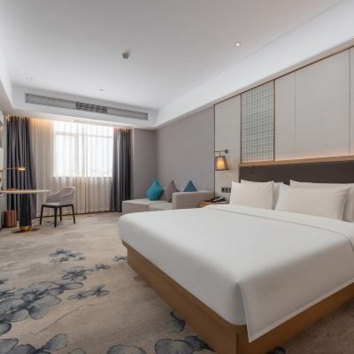 設計師CDD｜豪華大床房 新明珠國際飯店（東莞石碣嘉榮購物廣場店）優惠