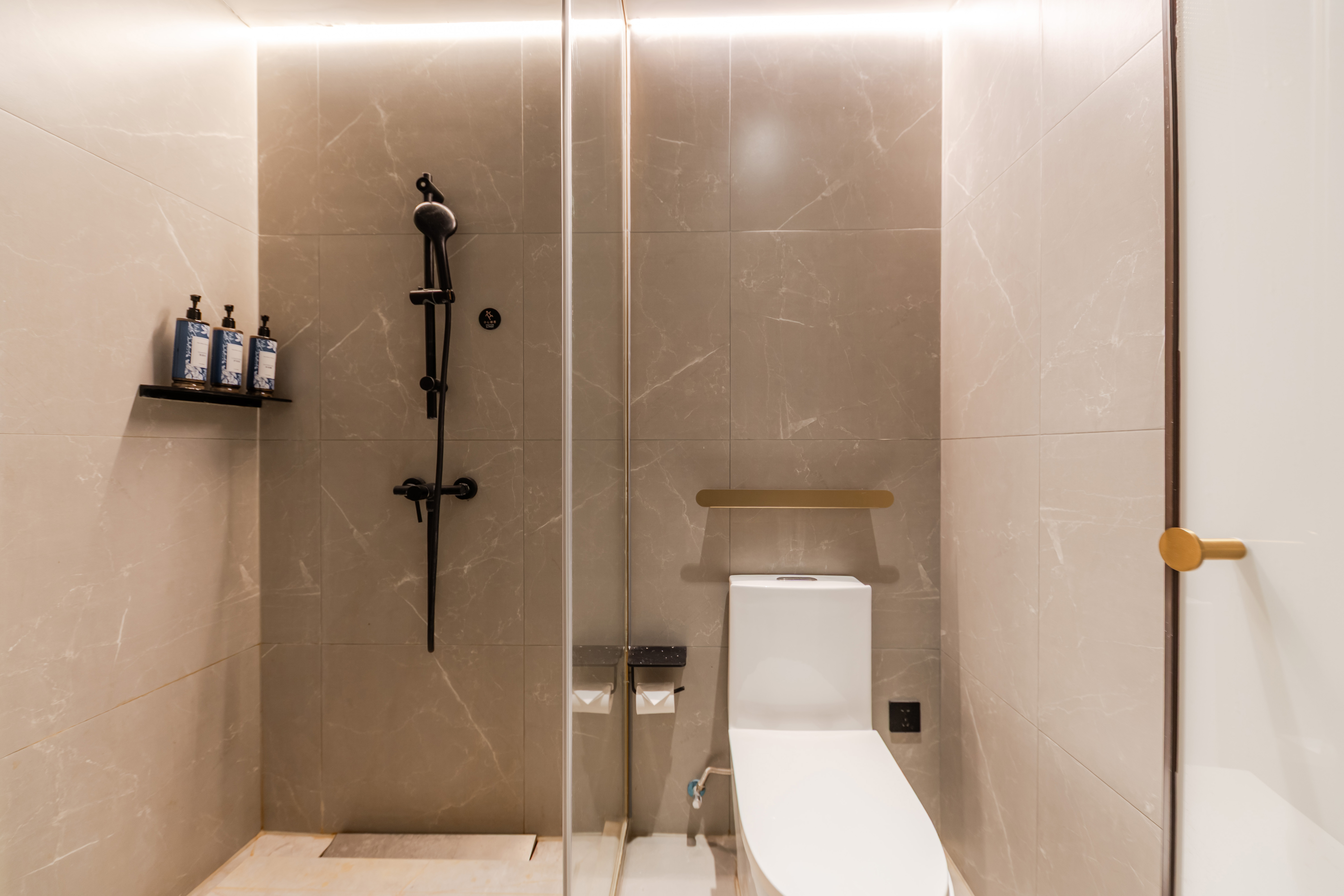 高级双床房（智能投屏+徕芬吹风机）