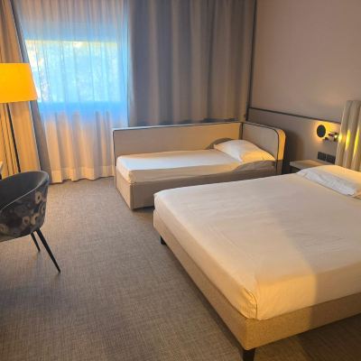 Deluxe Room BV Oly Hotel Promo Code
