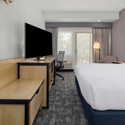 Standard King Room Hotel Vue Promo Code