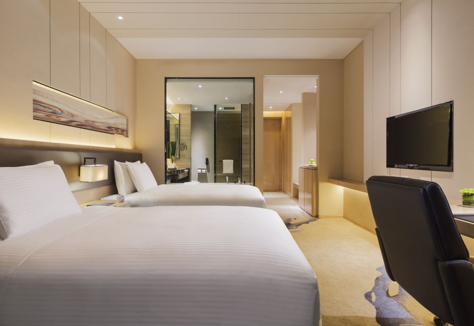 高級豪華雙床房（俯瞰商業街景）