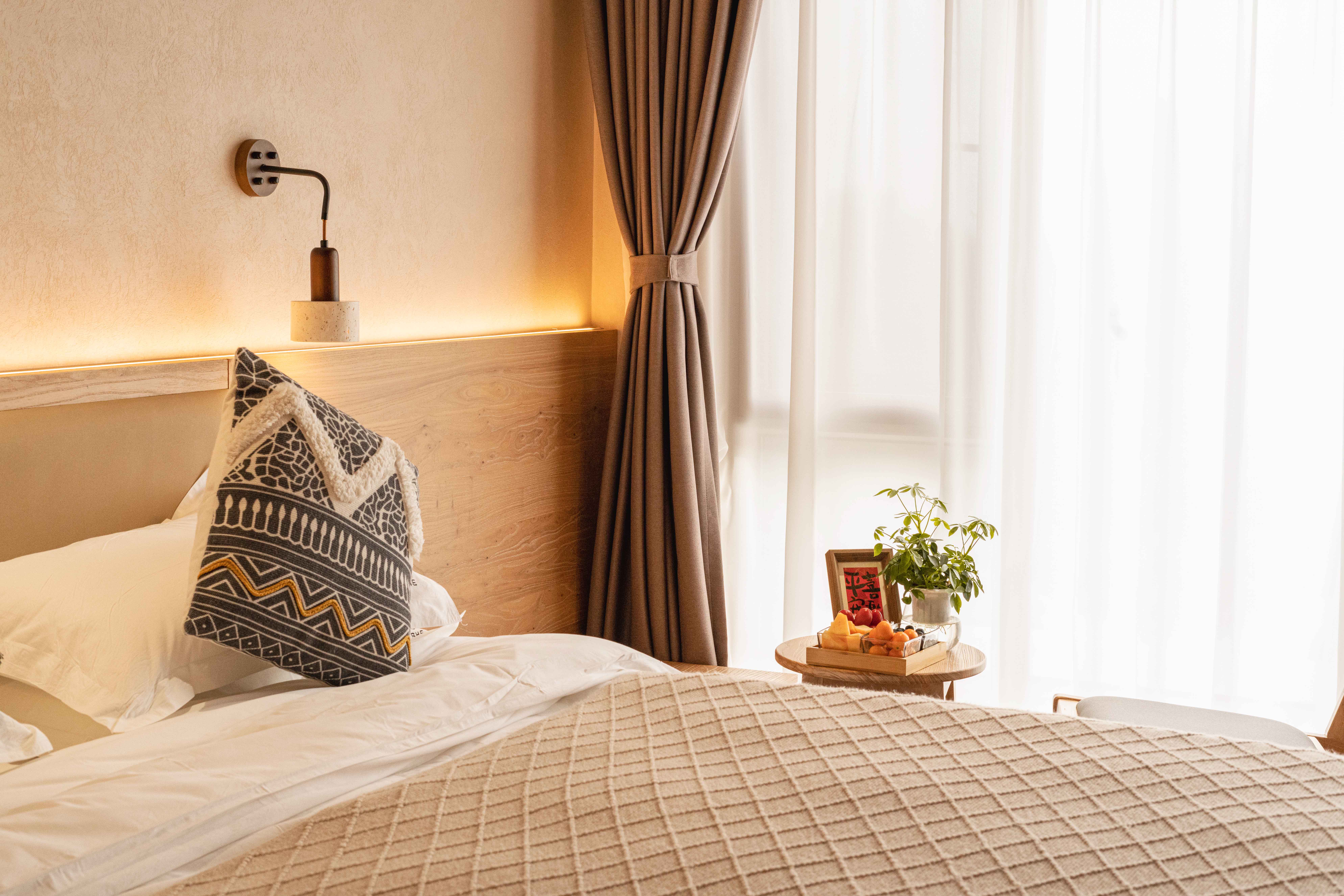 玄竹观景浴缸地暖大床房