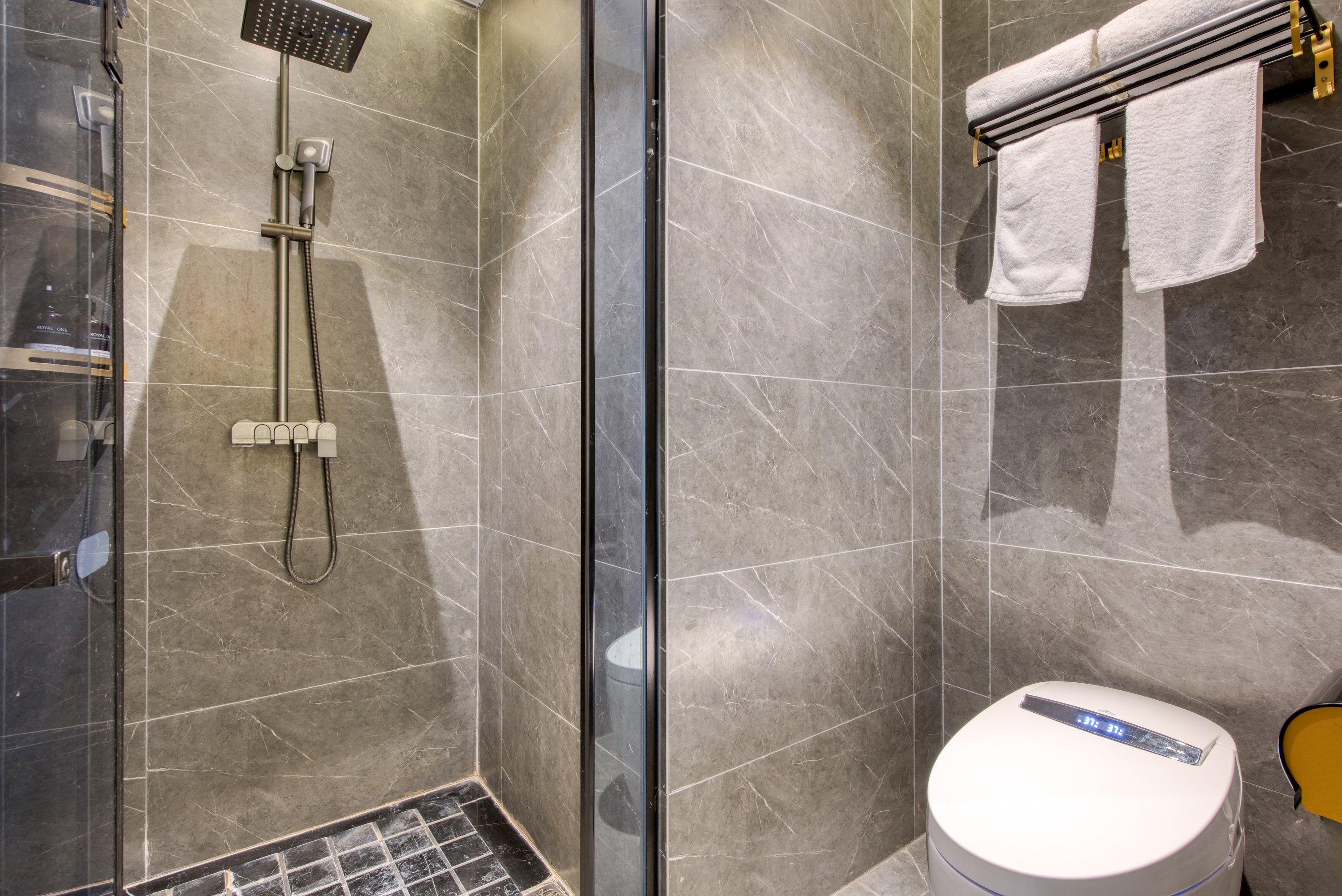 橙静精选大床房