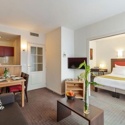 One-Bedroom Apartment Zenitude Hôtel - Résidences Divonne Confort Promo Code