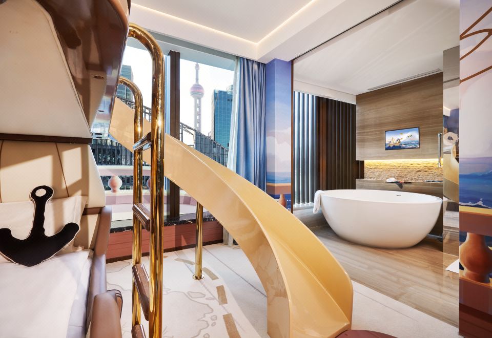 航海探秘親子主題文華江景房