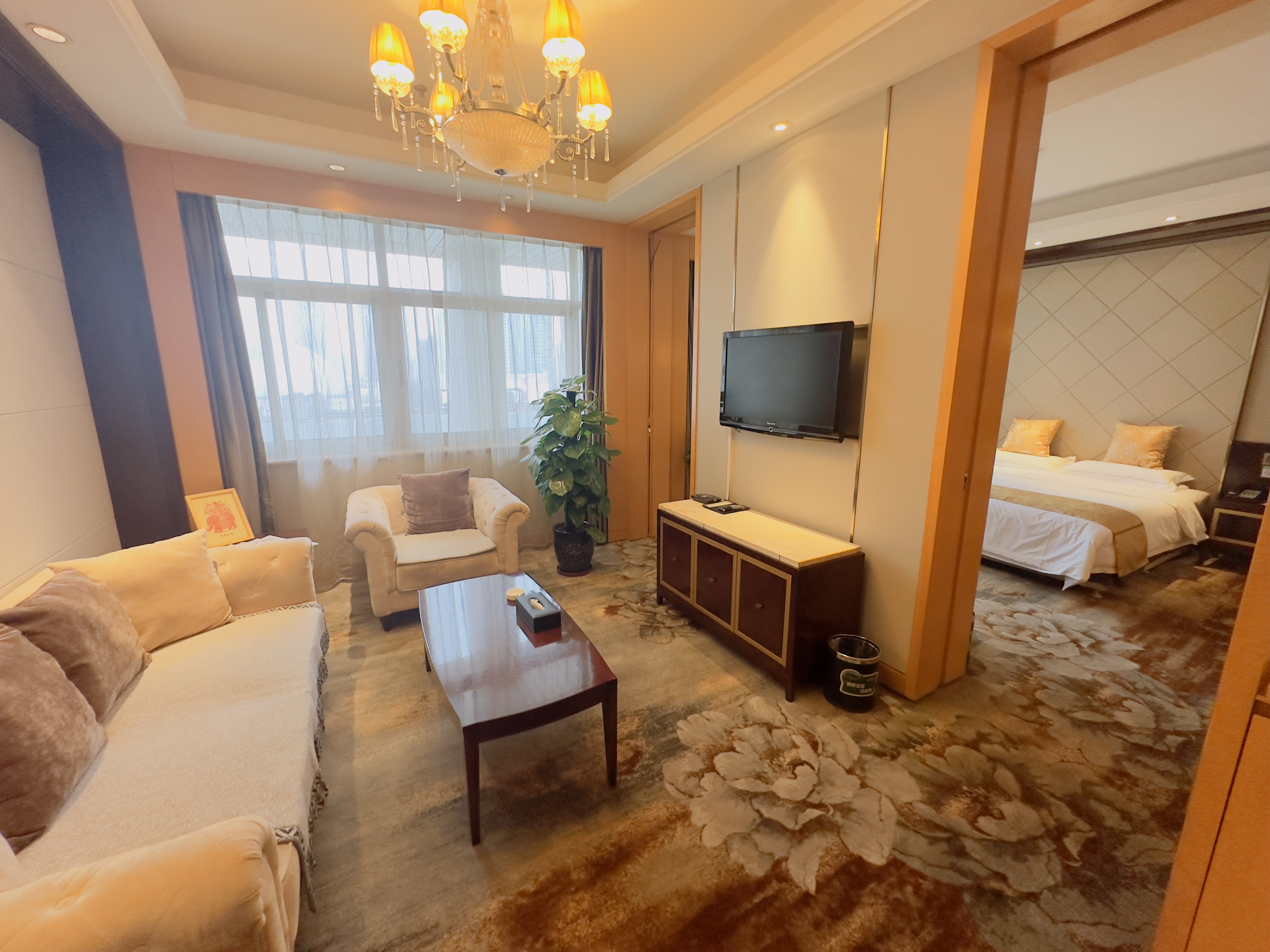 Hongyuan HotelSuite Room