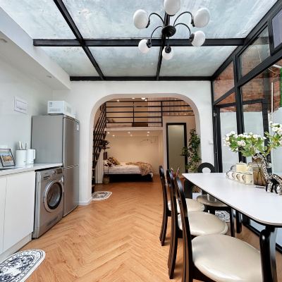 芝瀾 | 法式中古風花園洋房帶院子 小築民宿（陝西南路店）優惠