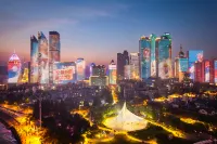 Crystal Orange Qingdao May Fourth Square Seaview โรงแรมใน