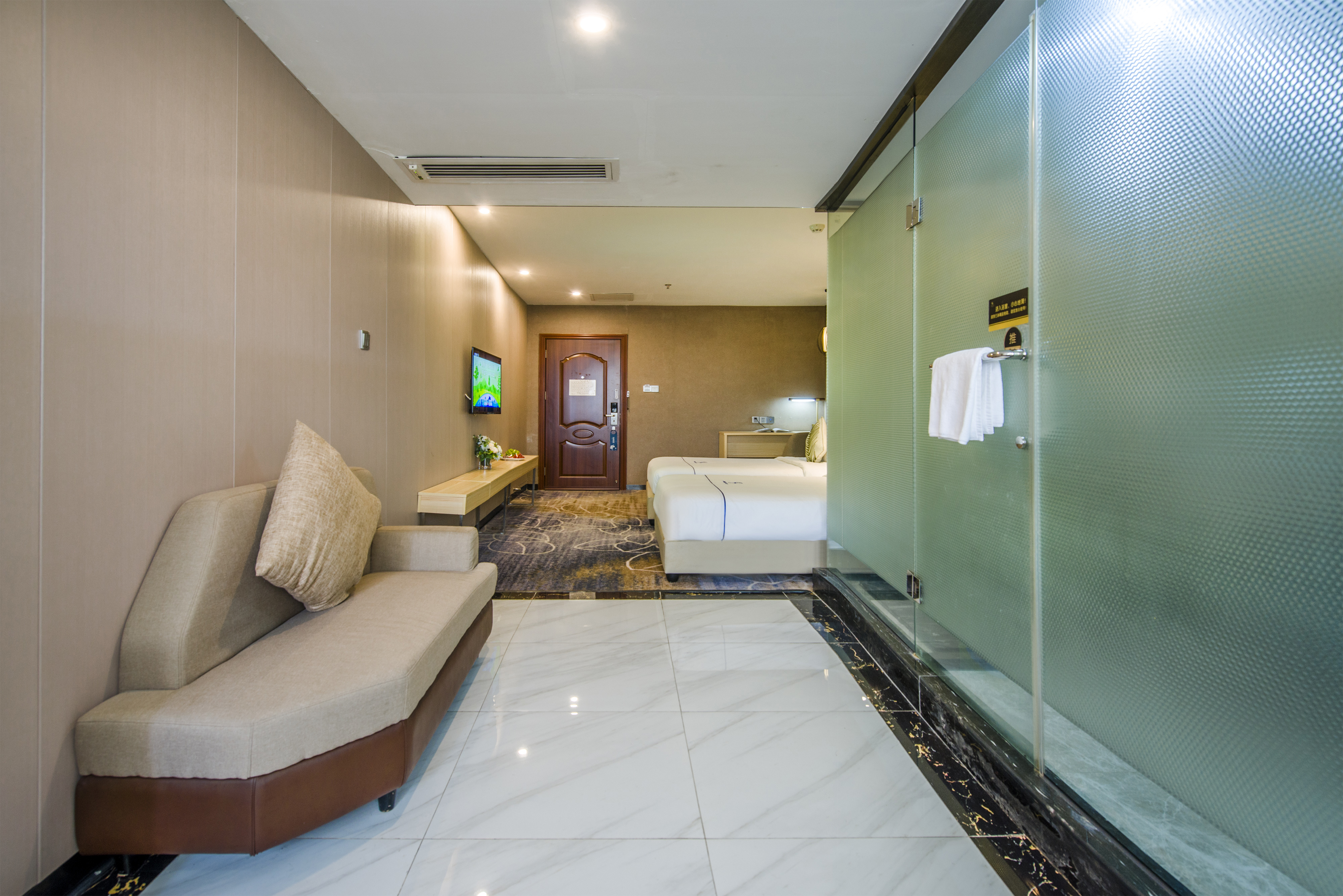 夢百合0壓-溫馨舒適雙床房