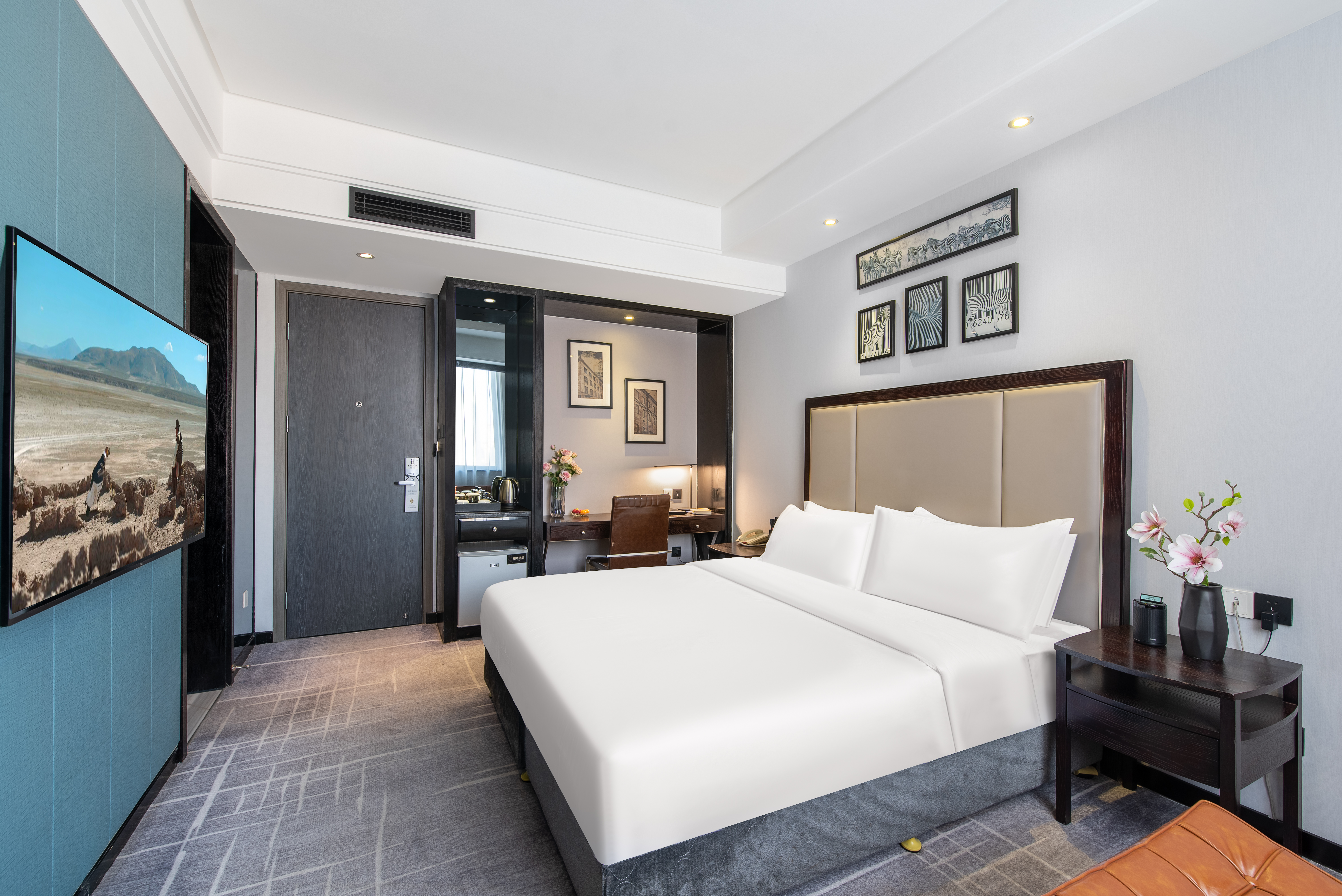 B型大床房【小度全智能客控+轻奢沙发+Minibar】