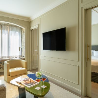 景觀精緻套房 巴塞隆拿埃爾阿維尼達宮酒店優惠