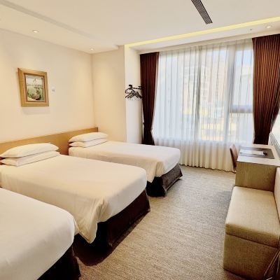 豪華三單床三人房 余舍行旅優惠