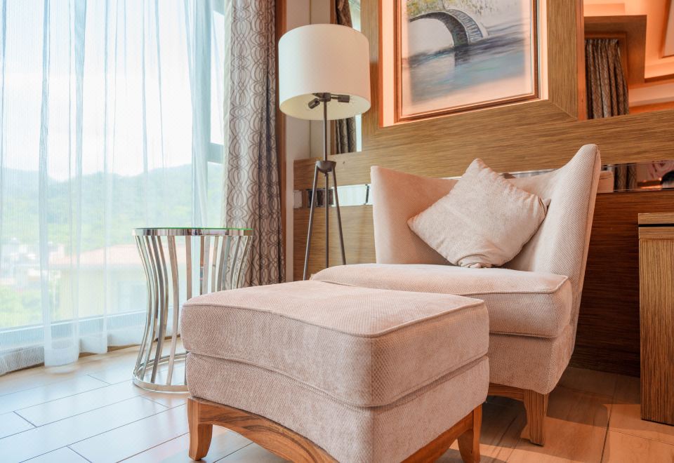 亲子多床套房-二房三床卡通主题-景观阳台-独立浴缸