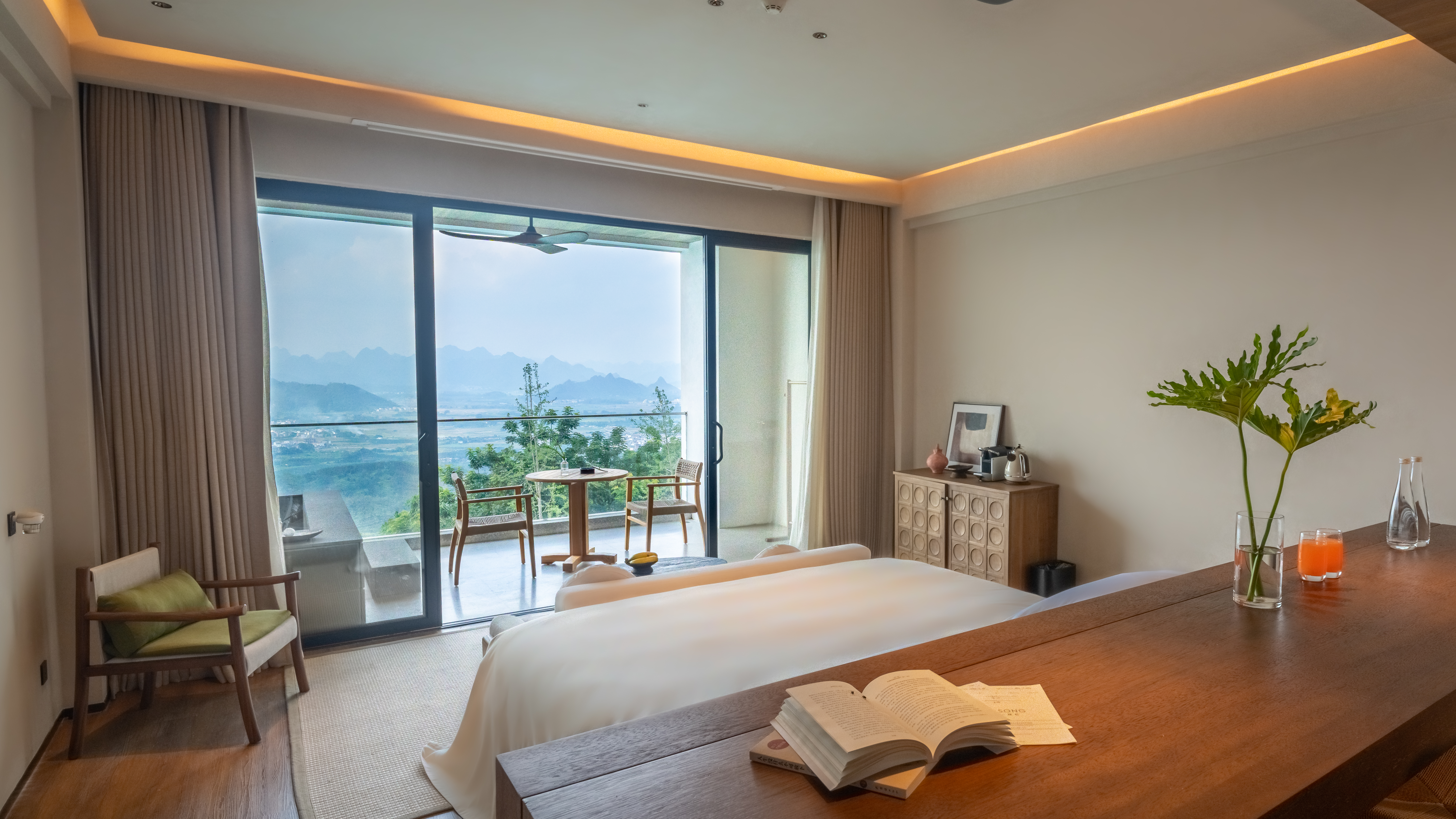 雲澗泡池大床房