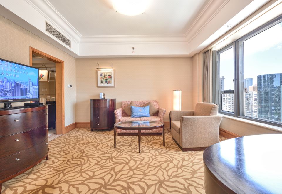 東樓豪華商務大床房（配備智能馬桶）