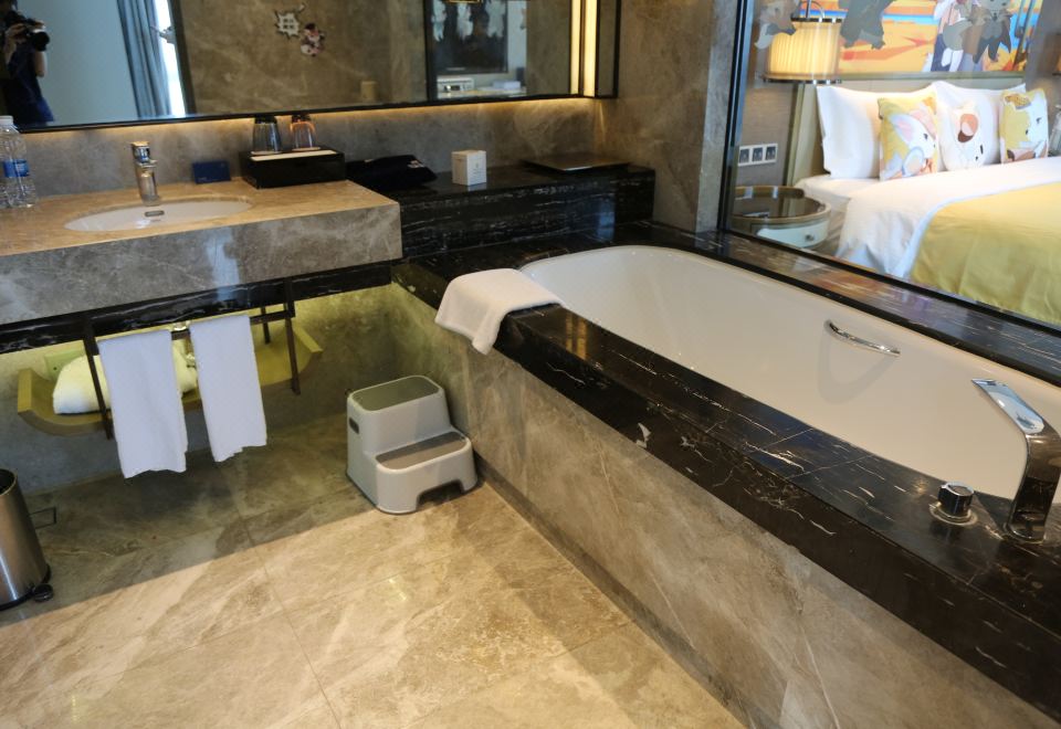 神探迈克狐亲子主题房（沉浸剧本体验+小童帐蓬床）