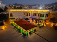 Four Mansions Hotel Hotels in 