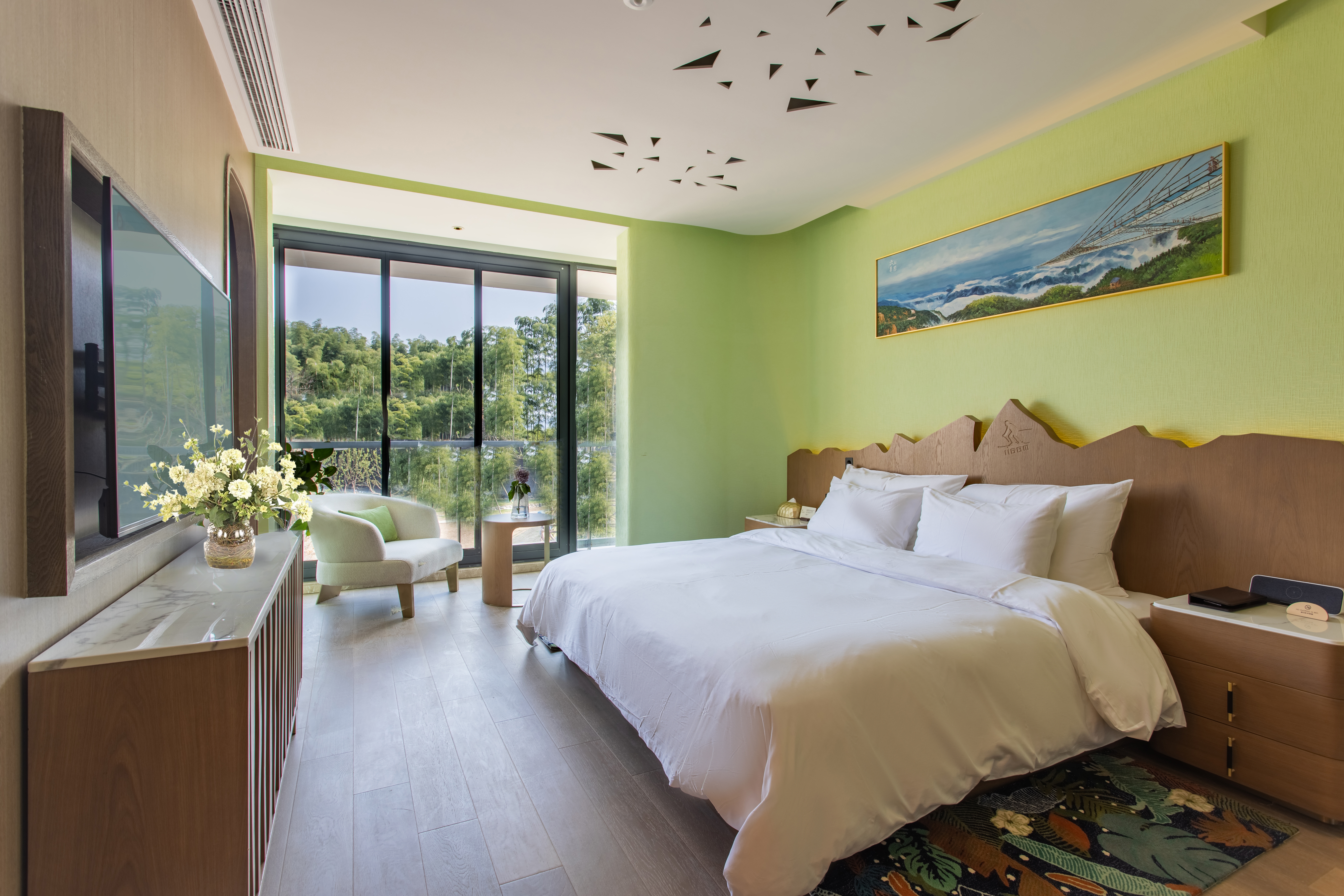 山居主题家庭房