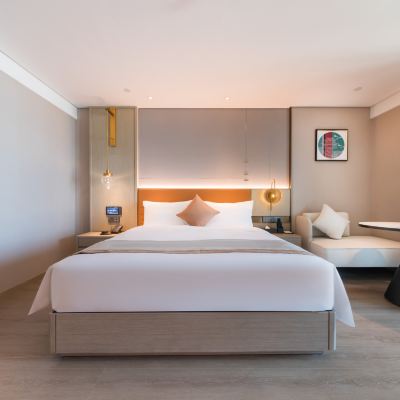 雲端精選大床房（俯瞰高空夜景+金可兒床墊） 武漢漢口金融中心美侖飯店優惠