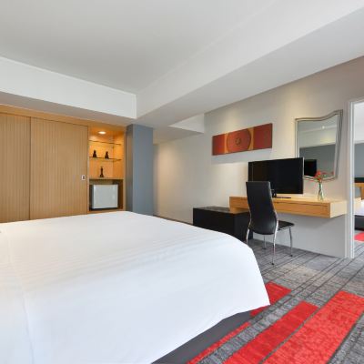 豪華特大床連通 伯萊爾曼谷飯店 SHA Extra Plus優惠