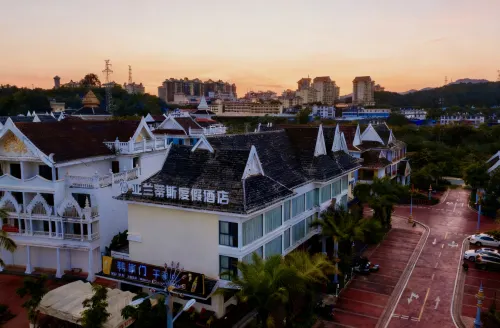 Hotels in Arantis