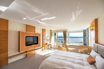 Love Star Lakeside - Starlight โรงแรมใน