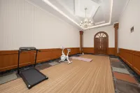 Shuiyunju Hotel (Yining Railway Station Silk Road Light Tourism Town)