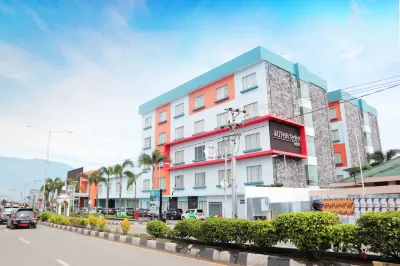 Sutan Raja Hotel & Convention Palu Hoteles en 