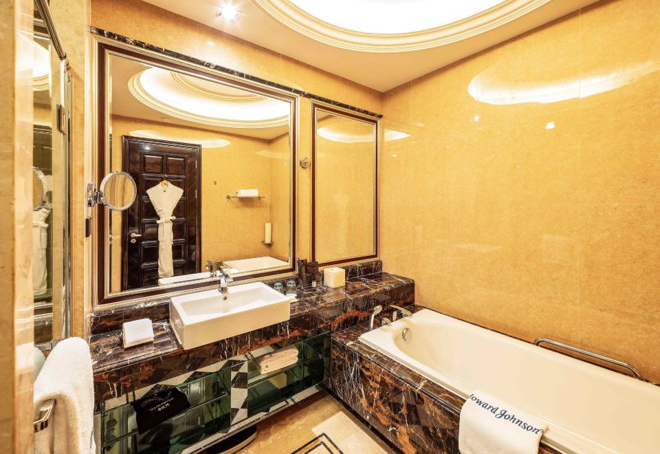 Howard Johnson Agile Plaza ChengduDeluxe Queen Room