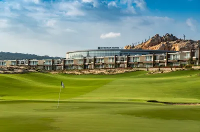 Wyndham Grand KN Paradise Cam Ranh Hotels in 