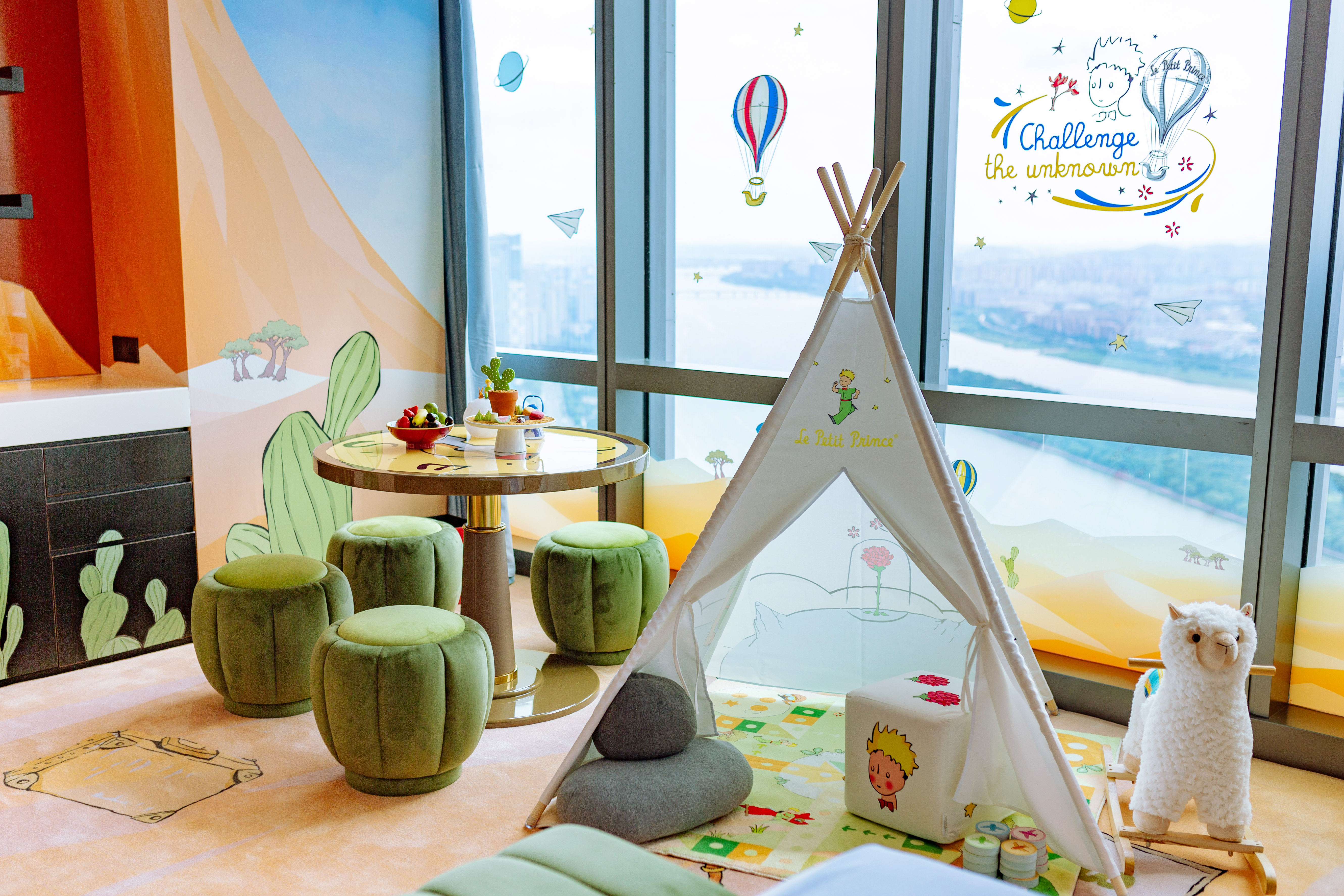 小王子-沙漠探險親子豪華房（主題甜品+滑滑梯+帳篷）