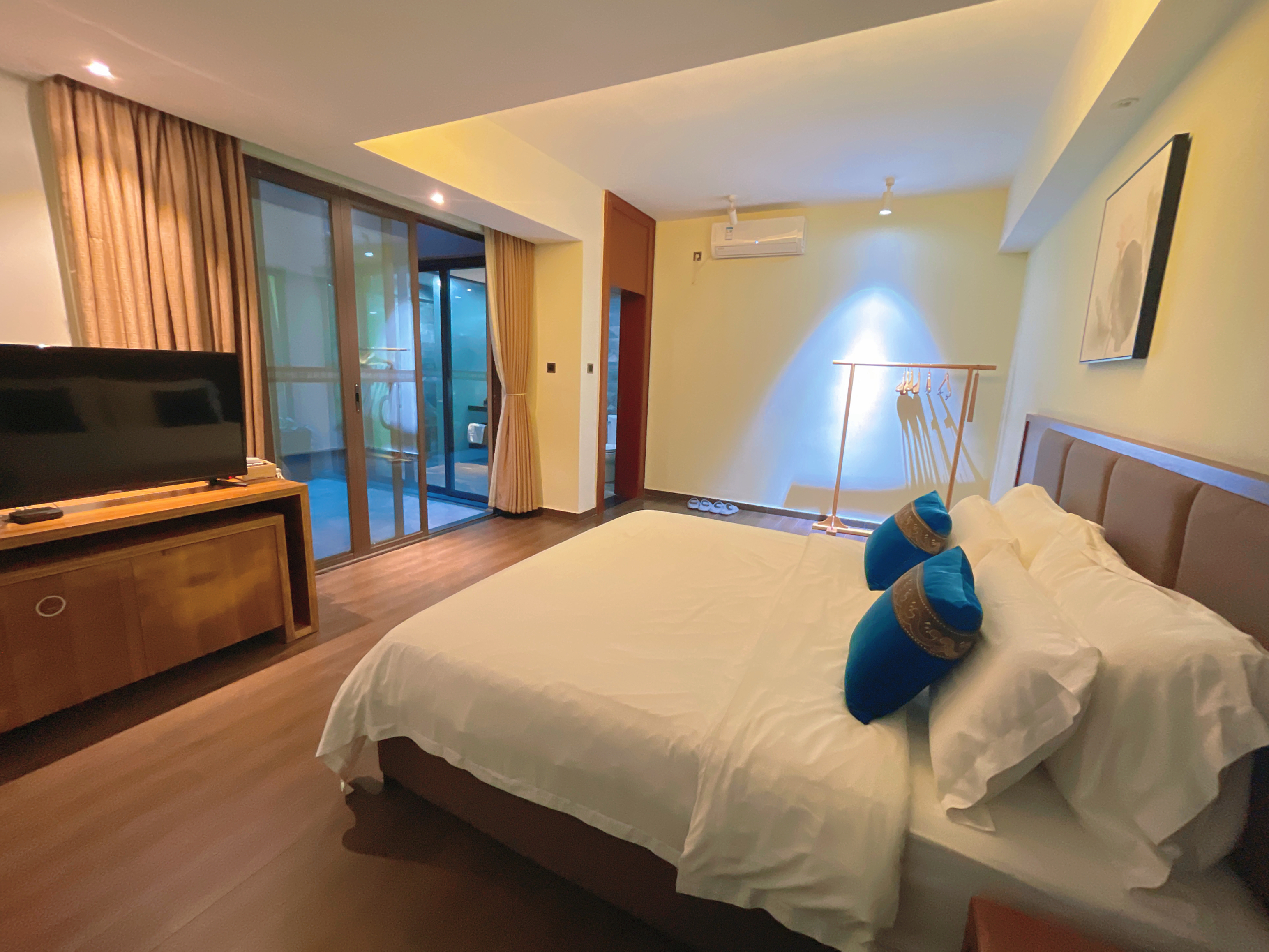 香眠1房1厅温泉房（沉香床垫-睡枕-助眠香薰机-沉香睡宝）